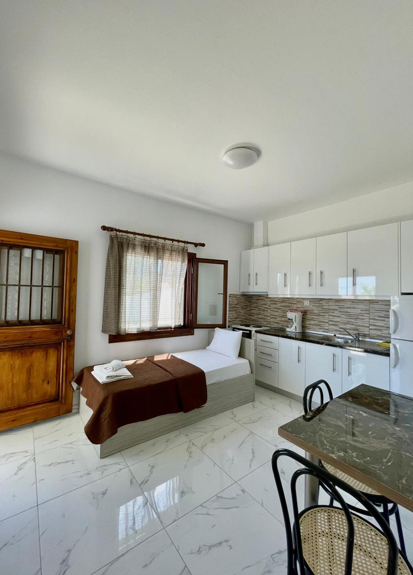 Anna Dani Apartments فوروفورو المظهر الخارجي الصورة